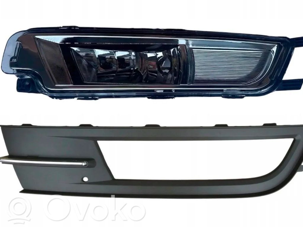 Volkswagen PASSAT B8 Światło przeciwmgłowe przednie 