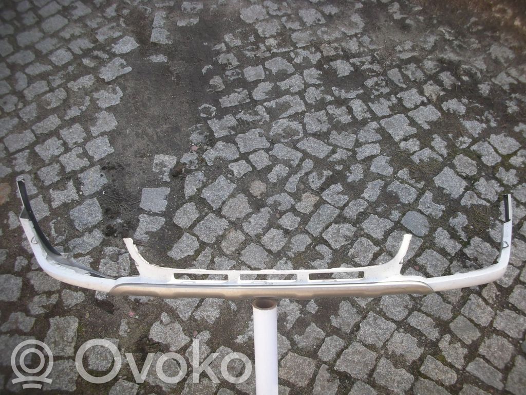 Front bumper   4F0807061