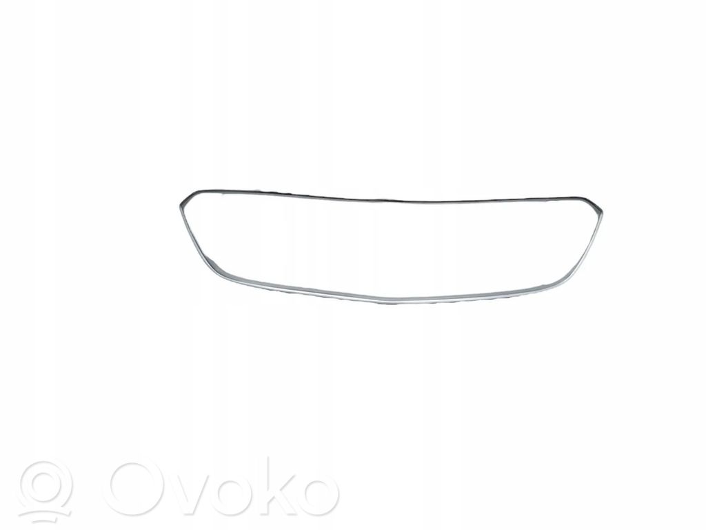 Opel Insignia B Etupuskurin ylempi jäähdytinsäleikkö 