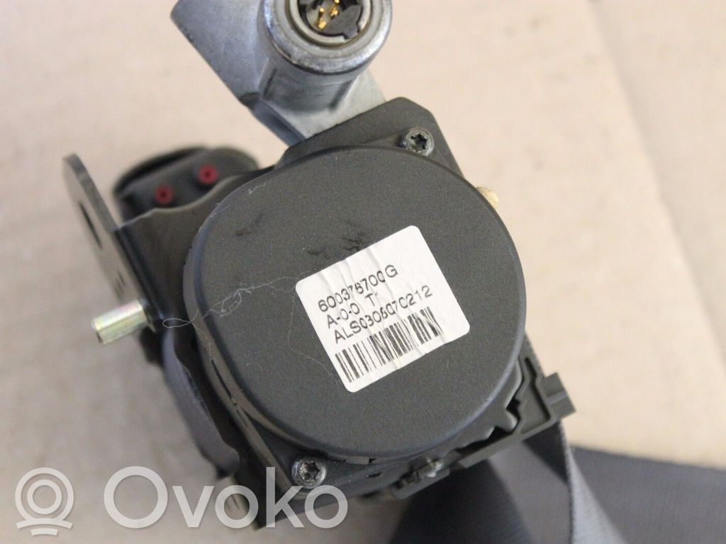 Volvo S60 Cinturón medio (trasero) 