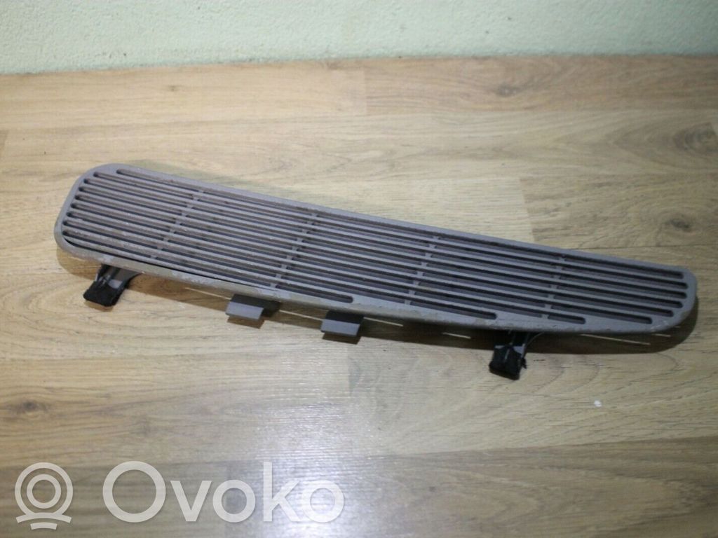 Parcel shelf grill   8172424