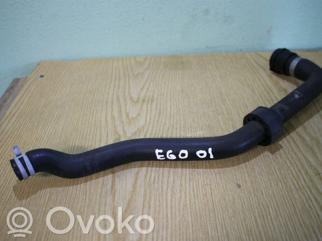 BMW 5 E60 E61 Engine coolant pipe/hose 