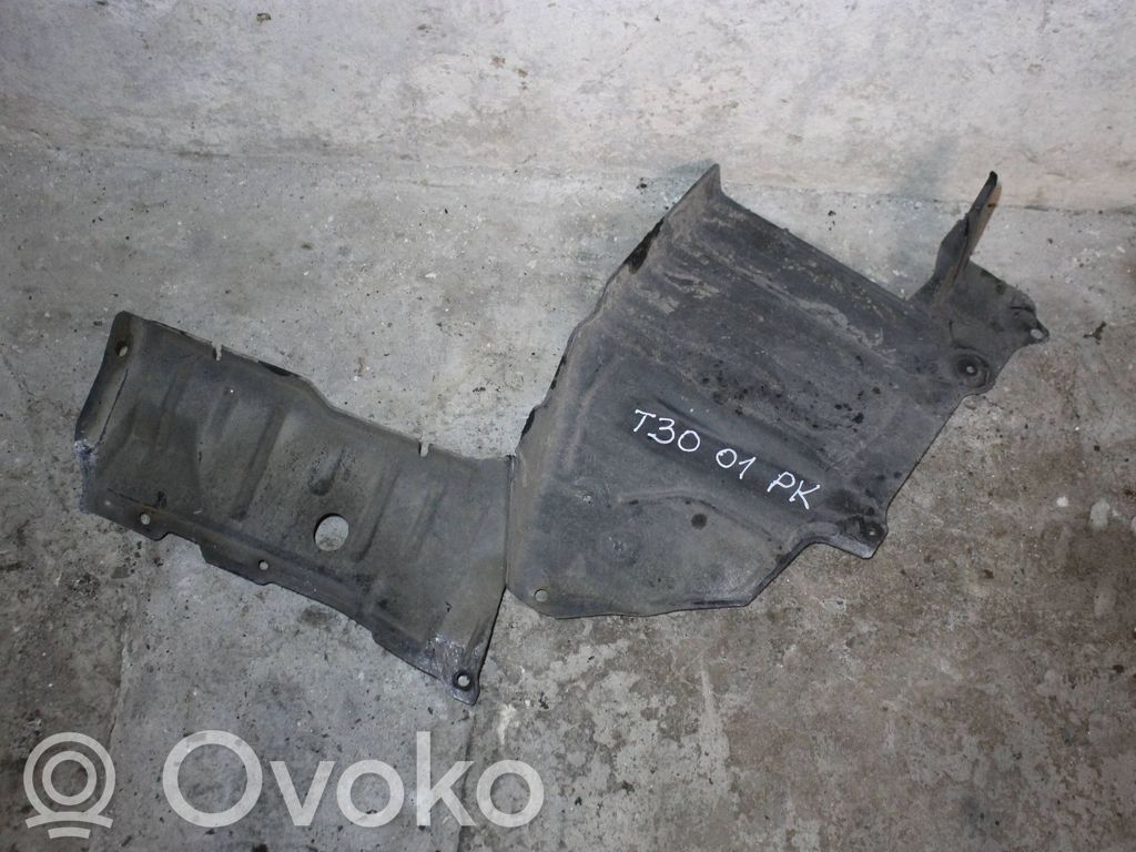Nissan X-Trail T30 Engine splash shield/under tray 