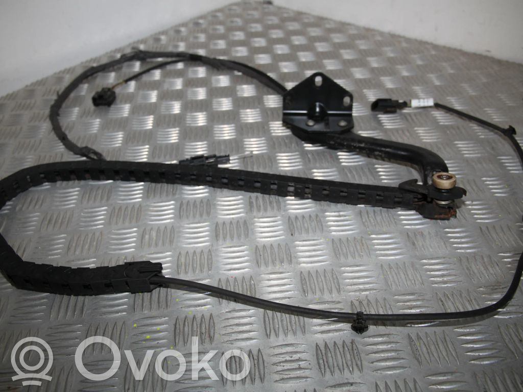 Zestaw prowadnica rolkowa/zawias   A9065460461,9065460461,A9068203700
