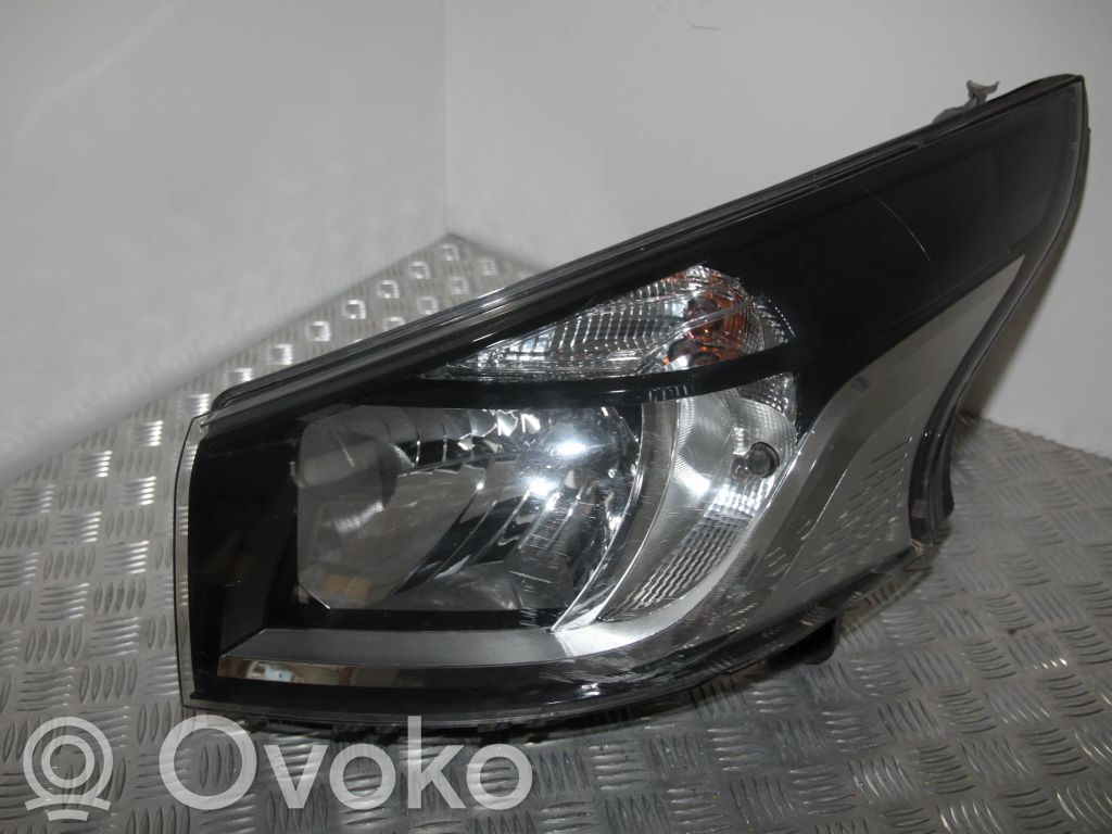 Renault Trafic III (X82) Phare frontale 