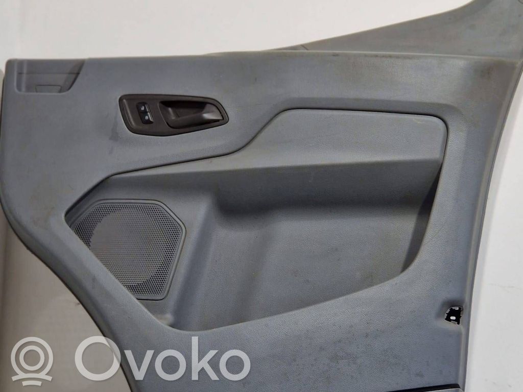 Ford Transit Etuoven verhoilu 