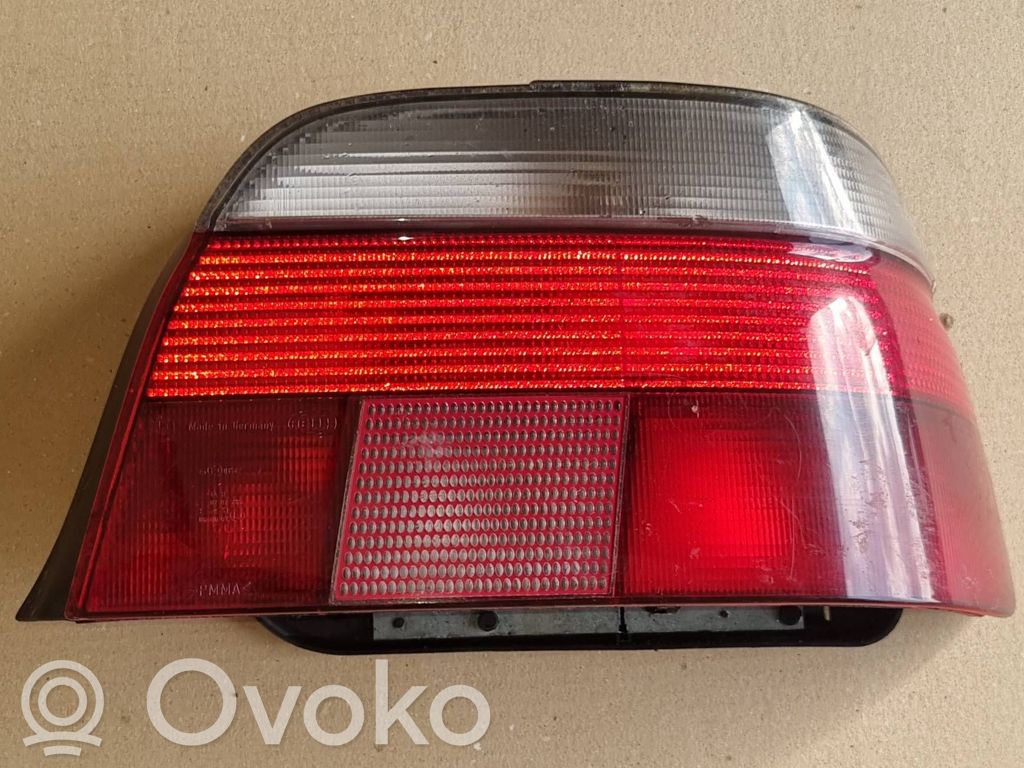 BMW 5 E39 Galinis žibintas kėbule 