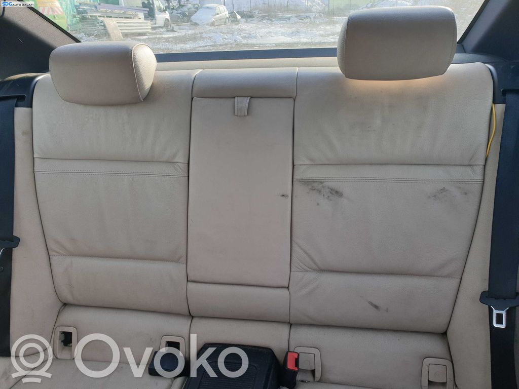 BMW X5 E70 Takaistuin 