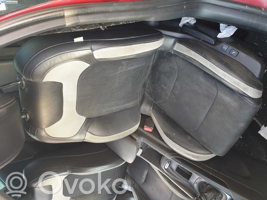 Interior set