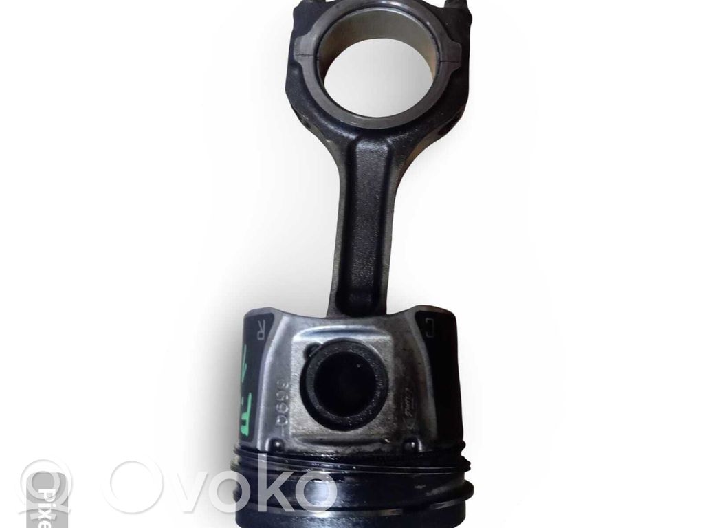 Piston avec bielle