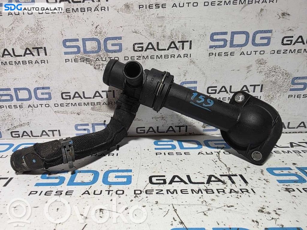 Audi A4 S4 B8 8K Tubo flessibile del liquido di raffreddamento del motore 