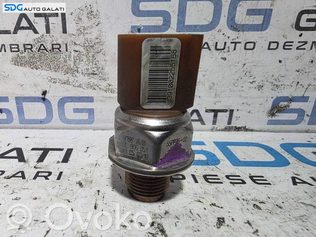 Sensor de presión de combustible   03L906051