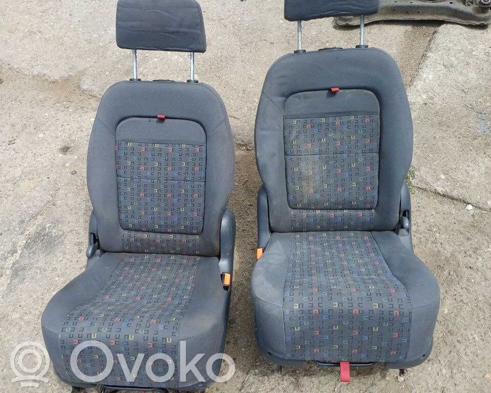 Seat Alhambra (Mk1) Set sedili 