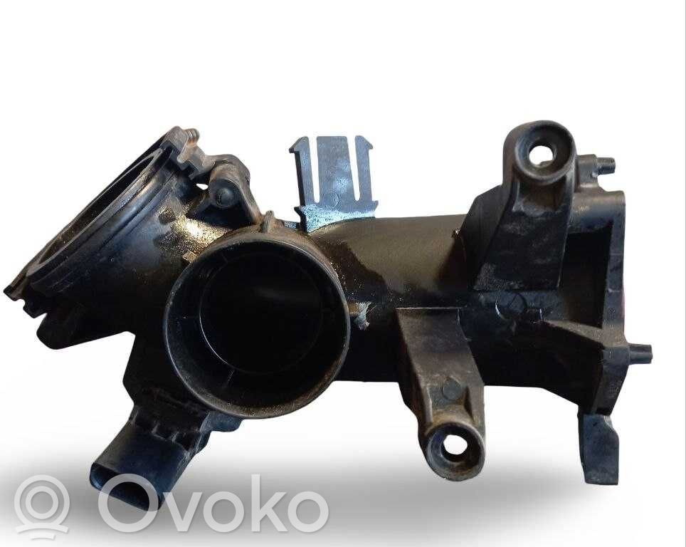 Volkswagen Golf VI Furtun/conductă intercooler 