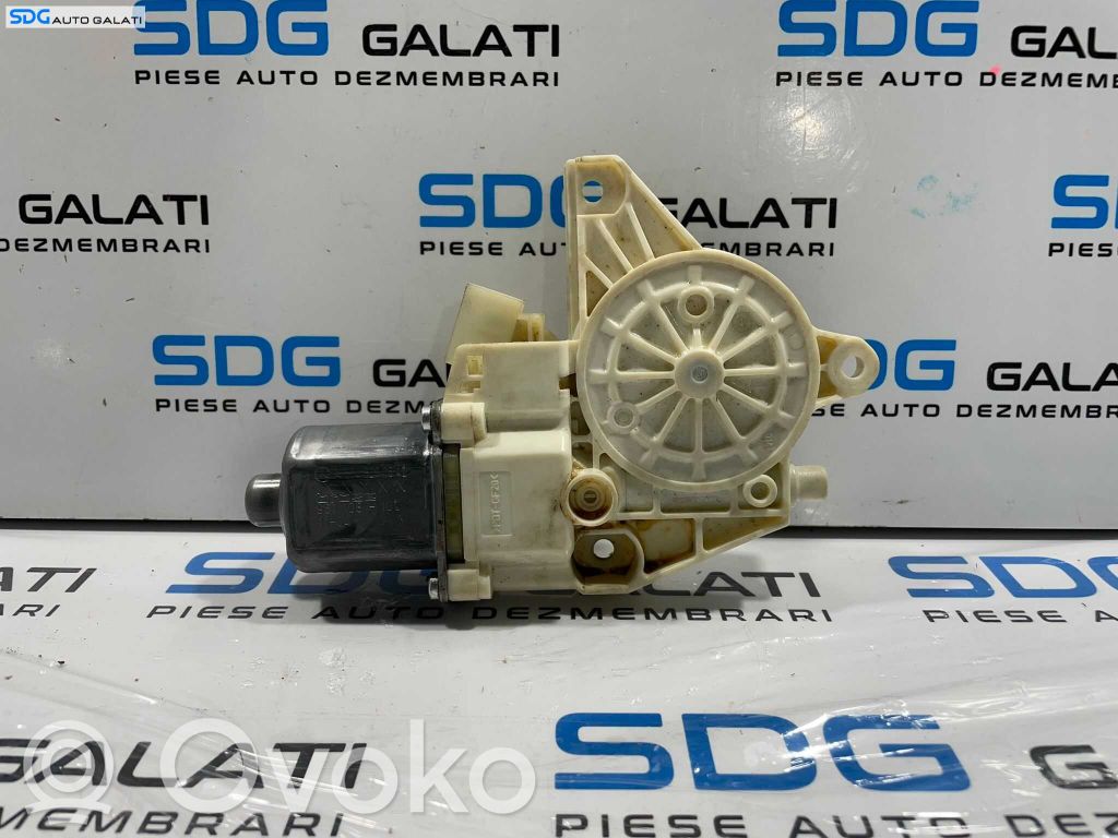 Mercedes-Benz C W204 Silniczek podnoszenia szyby drzwi tylnych