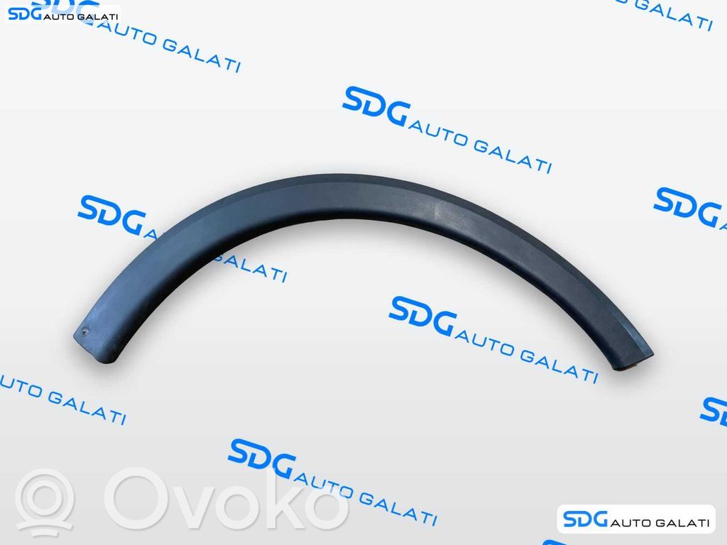Opel Corsa C Moldura de la aleta delantera