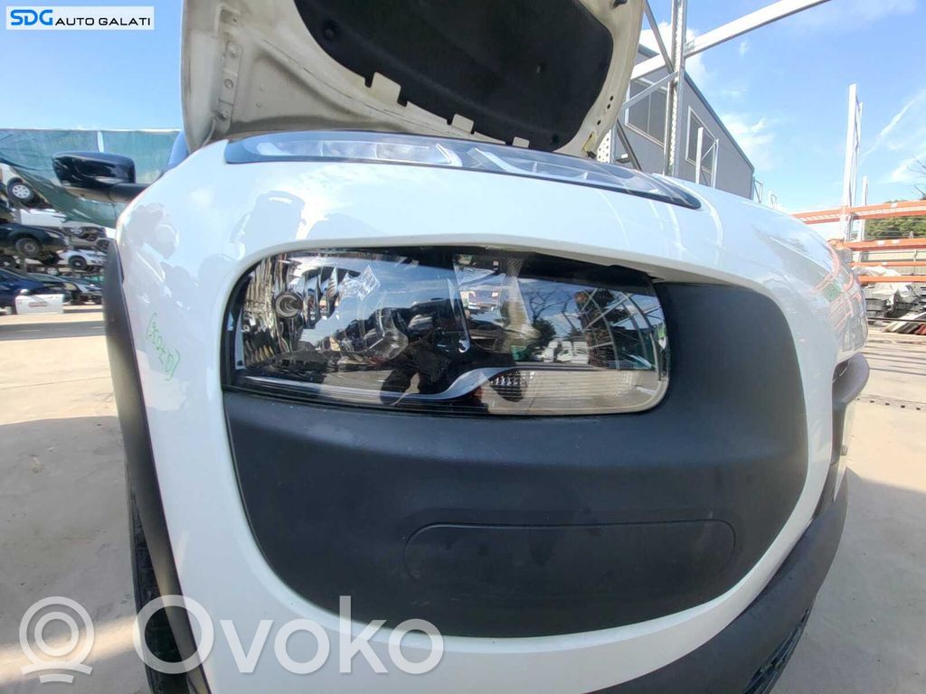 Citroen C4 Cactus Etu-/Ajovalo 