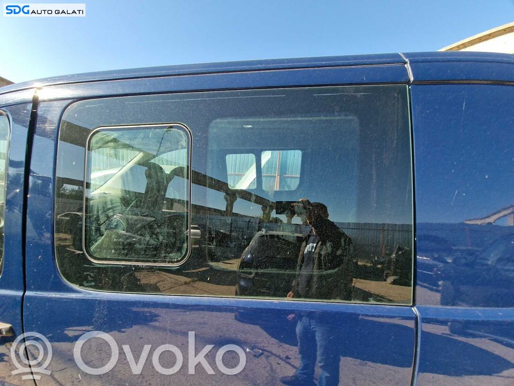 Peugeot Expert Slankiojančių durų stiklas