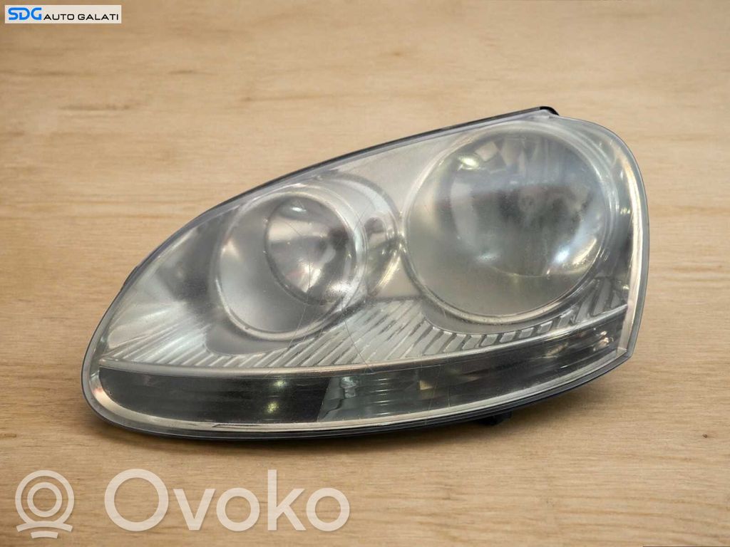 Volkswagen Jetta V Phare frontale 