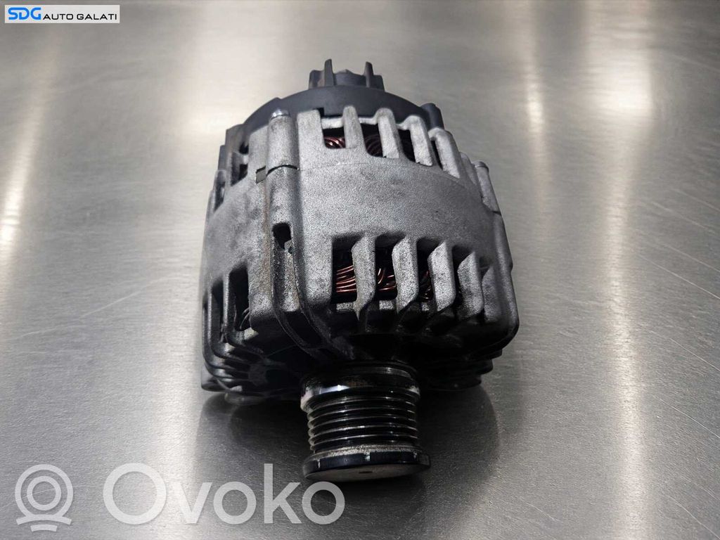 Volkswagen PASSAT B7 Alternador