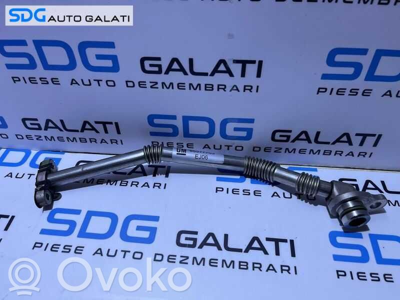 Opel Astra J Manguera/tubo de aceite del turbocompresor turbo 