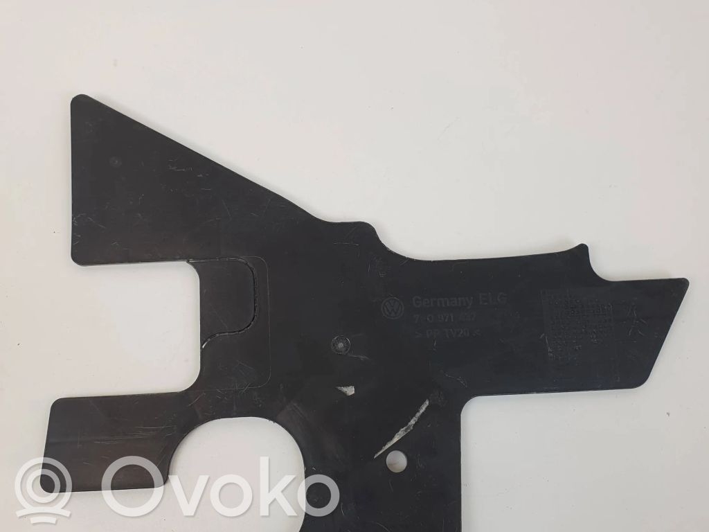 Pokrywa skrzynki akumulatora   7E0971437,7E0971437
