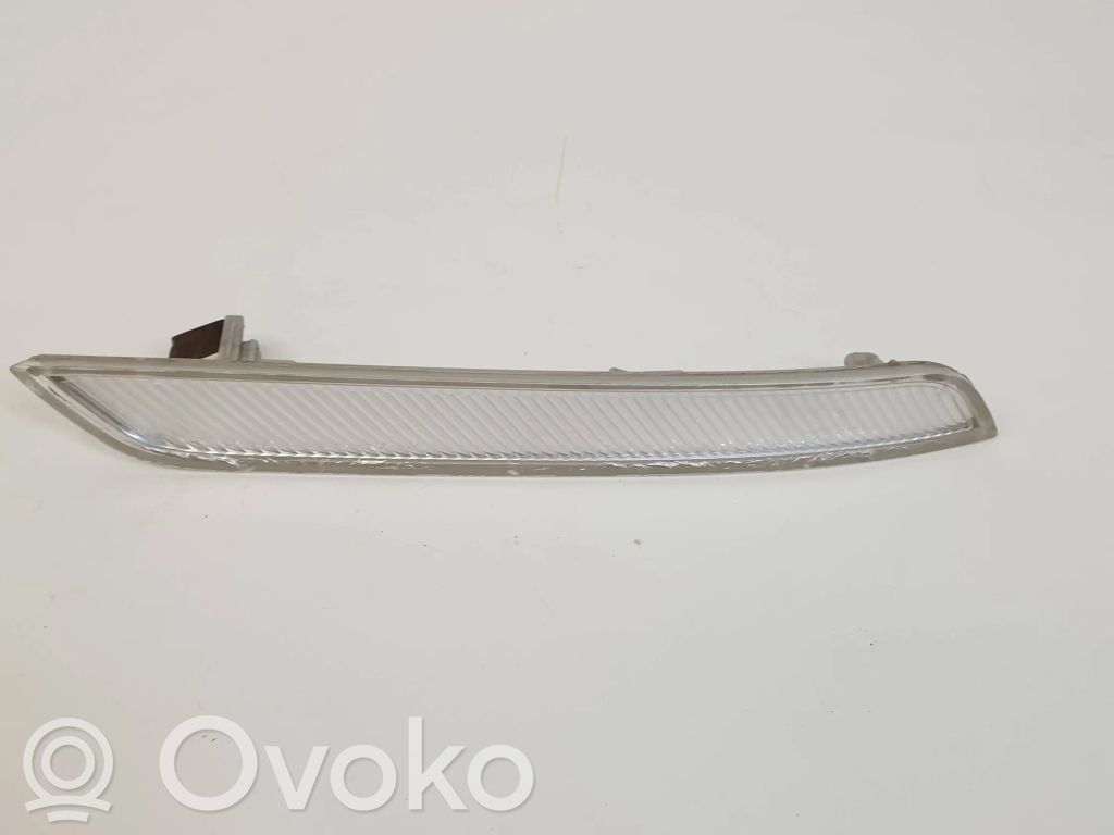 BMW X6 E71 Front reflector 