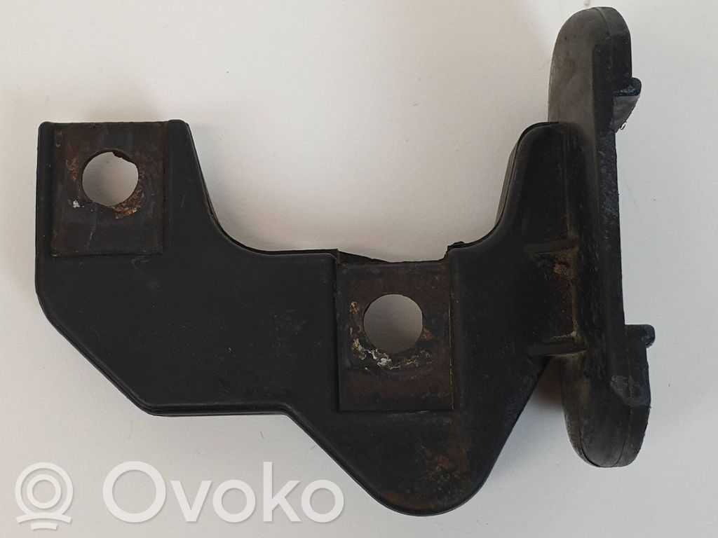 BMW 5 E39 Front bumper mounting bracket 