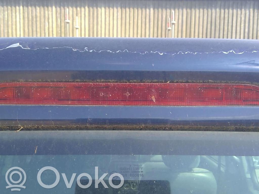 Citroen Berlingo Kolmas/lisäjarruvalo 