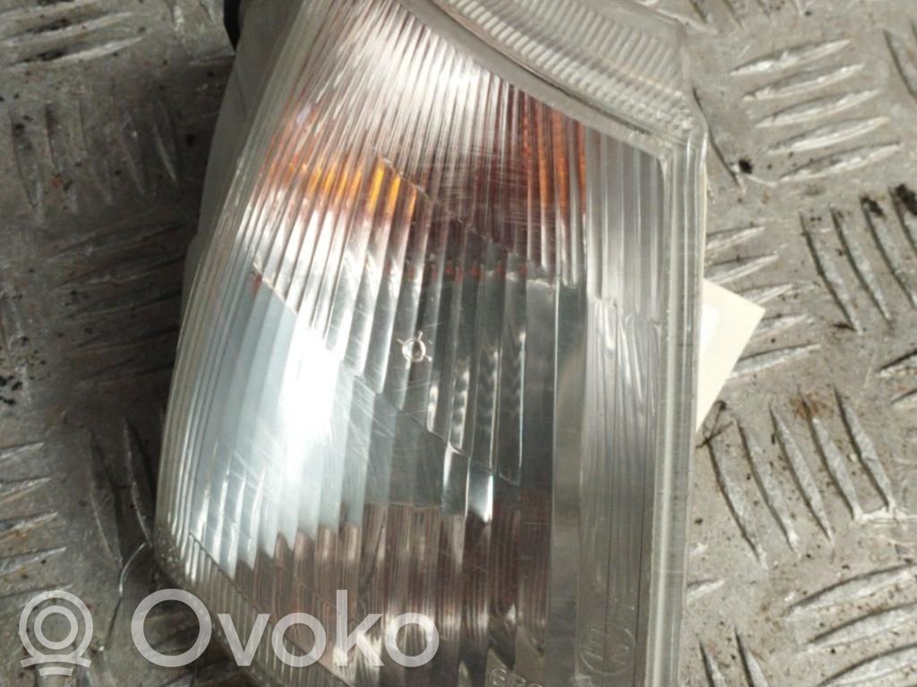Renault Clio I Seitenblinker 