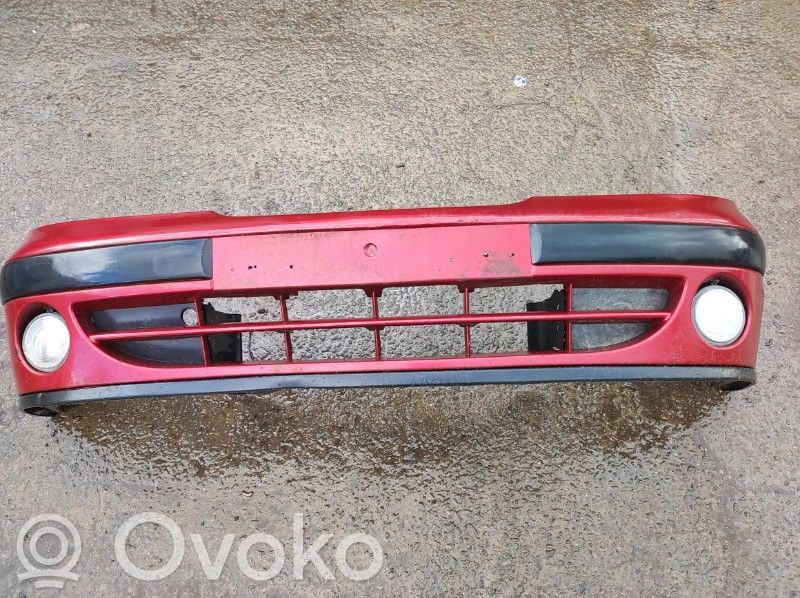 Renault Megane I Parachoques delantero 