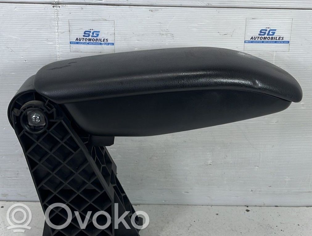 Citroen DS3 Armrest 