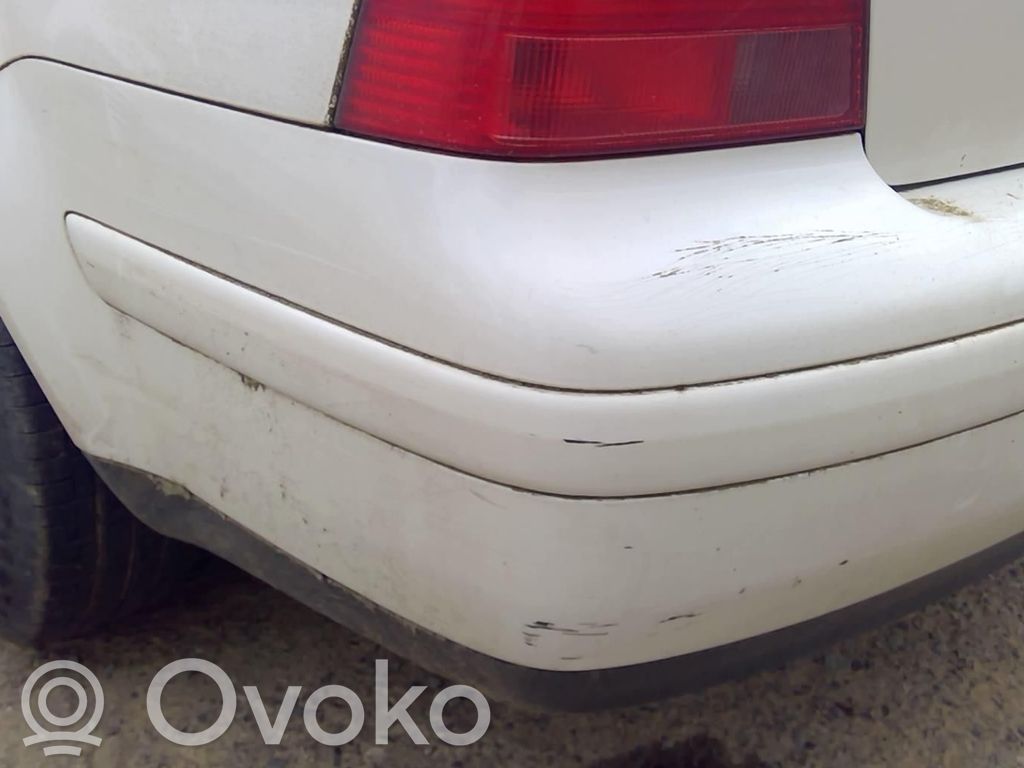 Volkswagen Bora Parachoques 