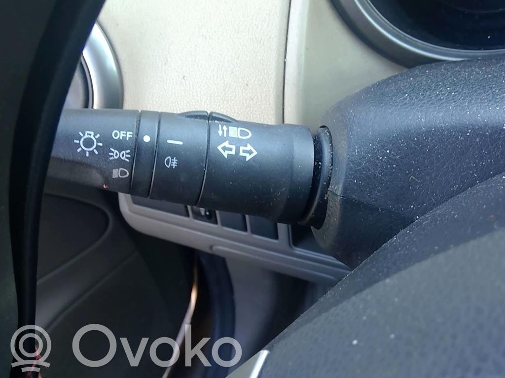 Nissan Note (E11) Indicator stalk 