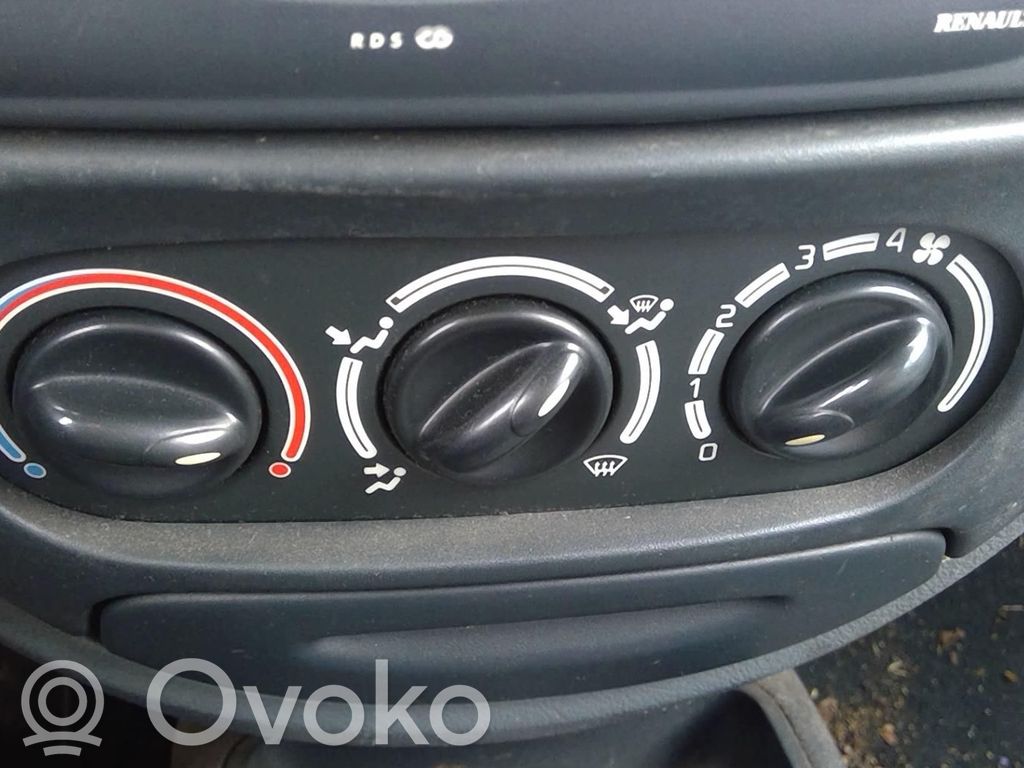Renault Megane I Climate control unit 
