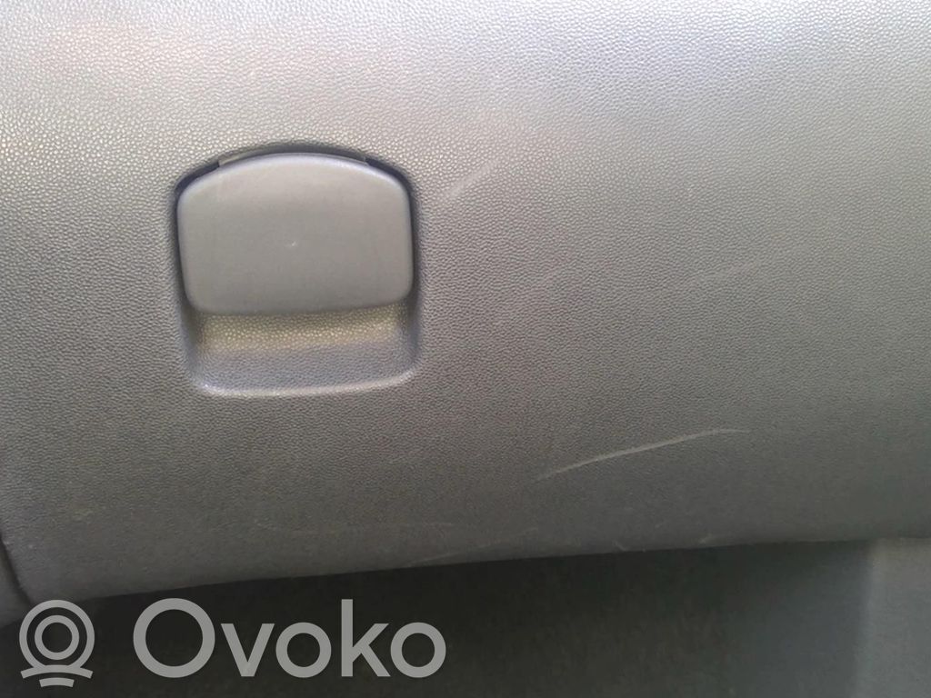 Opel Corsa D Juego guantera 