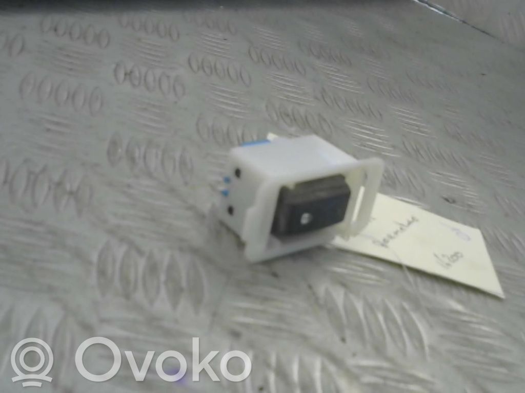 Other switches/knobs/shifts