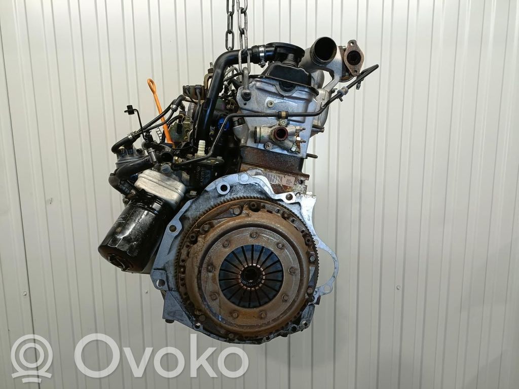 Audi A4 S4 B5 8D Motor 