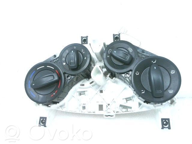 Climate control unit   1830994