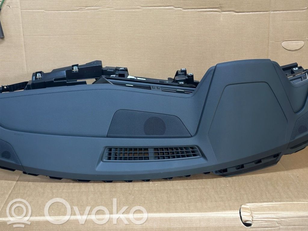 Audi e-tron Panelė 