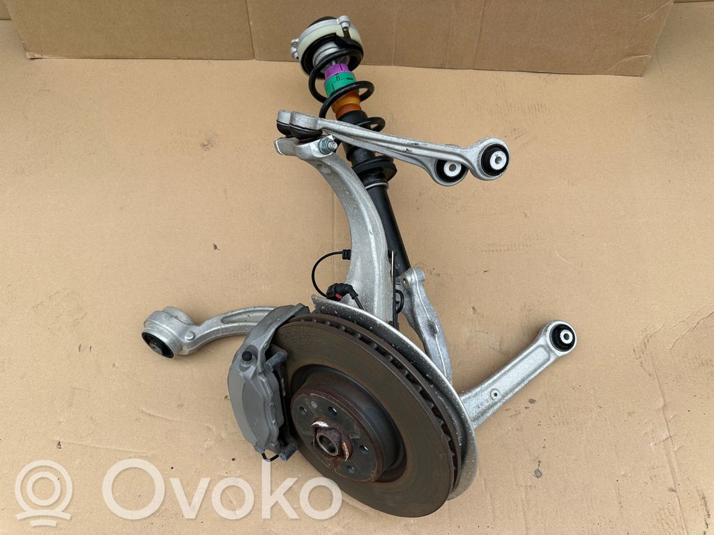Achsschenkel vorne   8W0407242F,8W0413031BG