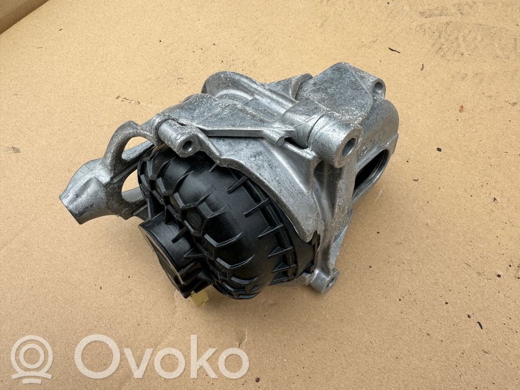 Audi A5 Engine mount bracket 