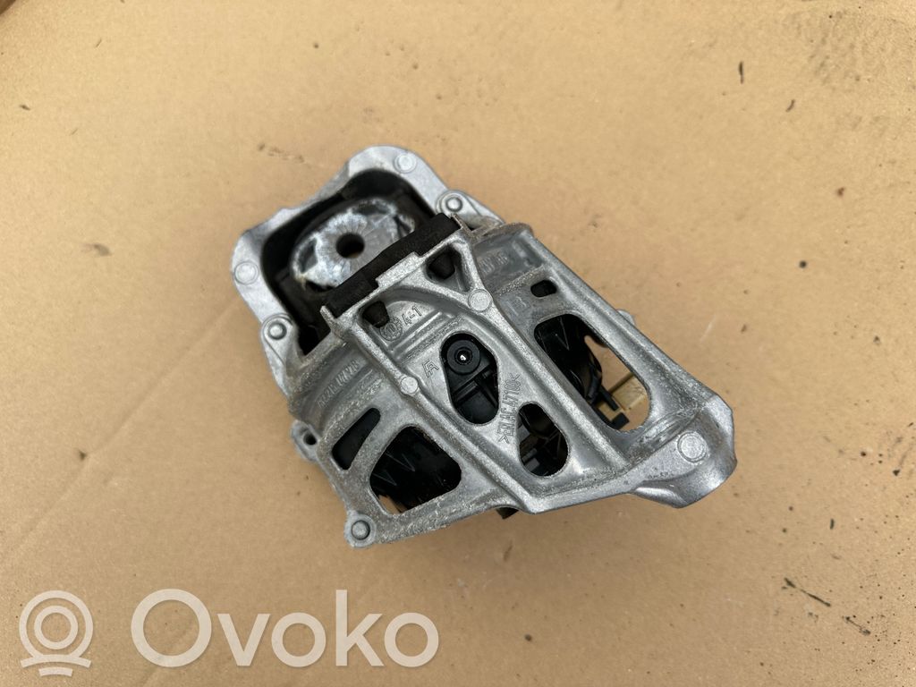 Audi A5 Engine mount bracket 