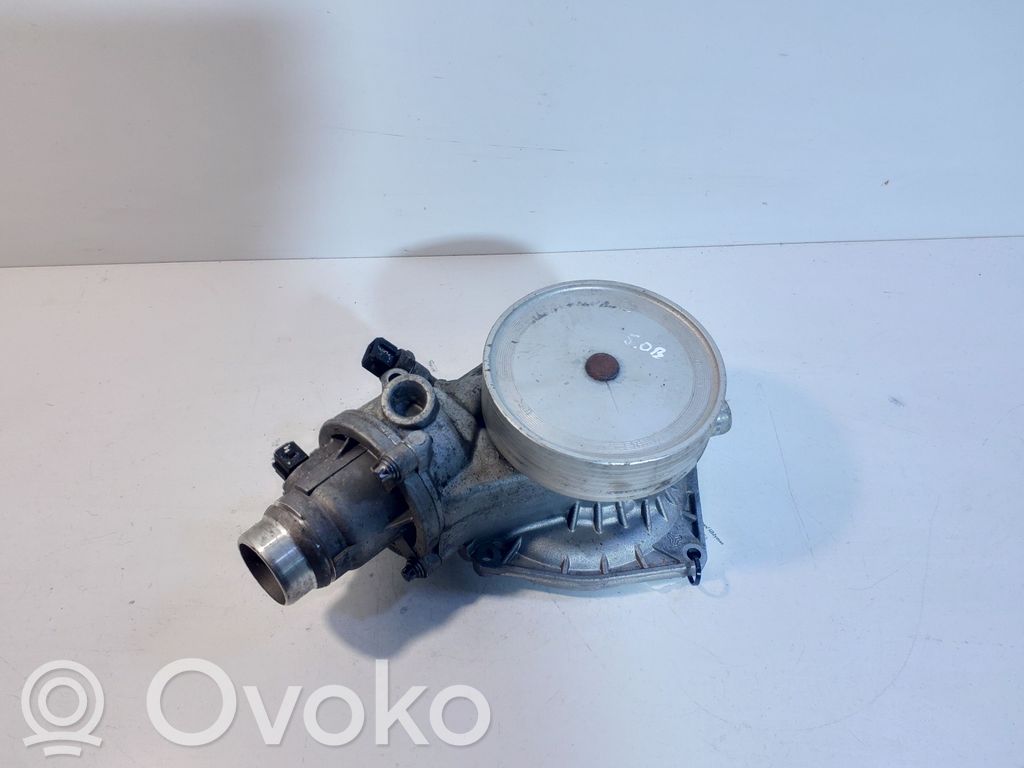BMW 7 F01 F02 F03 F04 Vandens pompa 