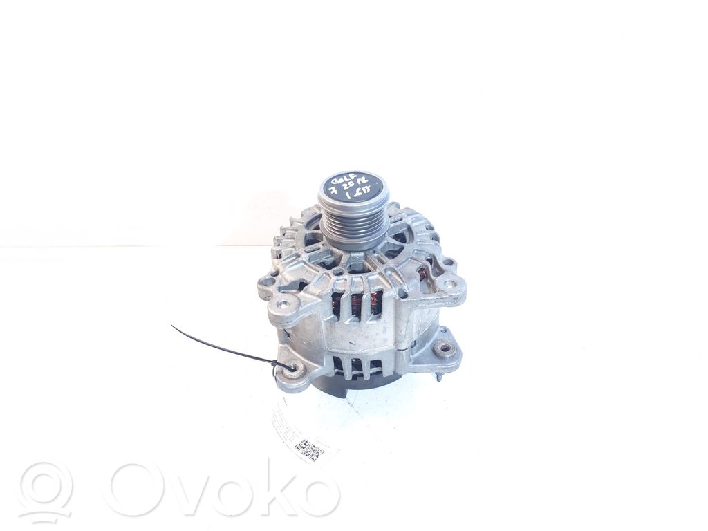Volkswagen Golf VII Generator/alternator 