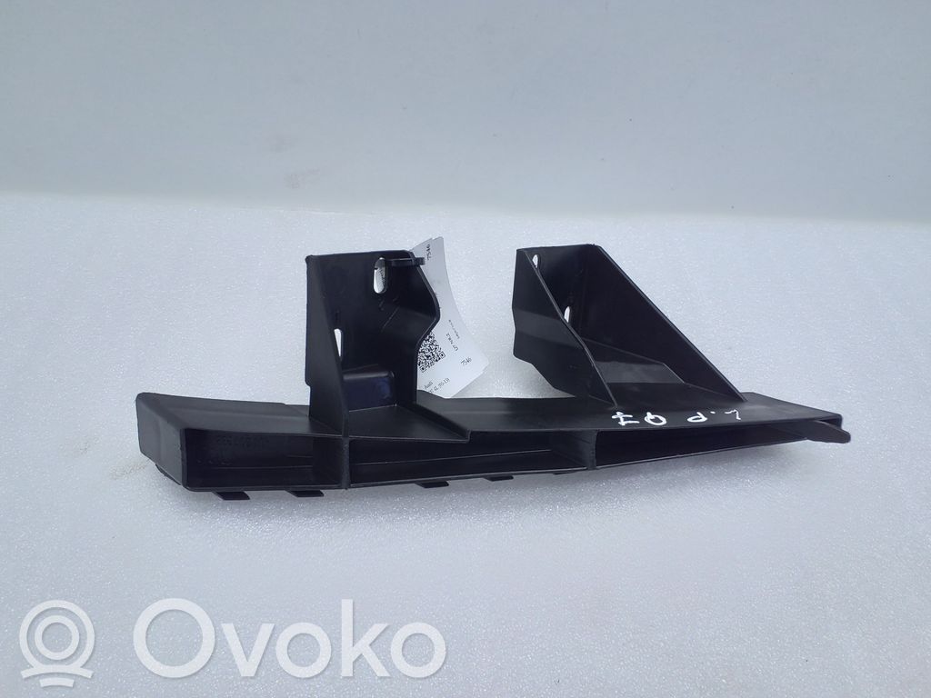 Audi Q7 4L Front bumper mounting bracket 