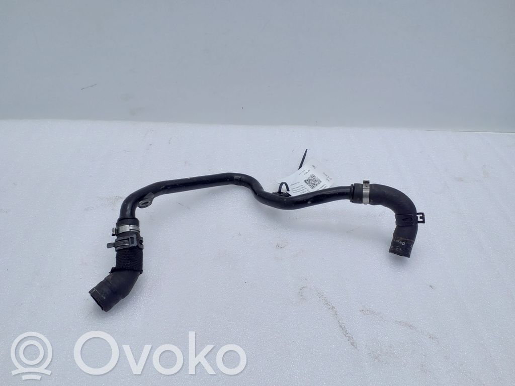 Audi Q7 4L Engine coolant pipe/hose 