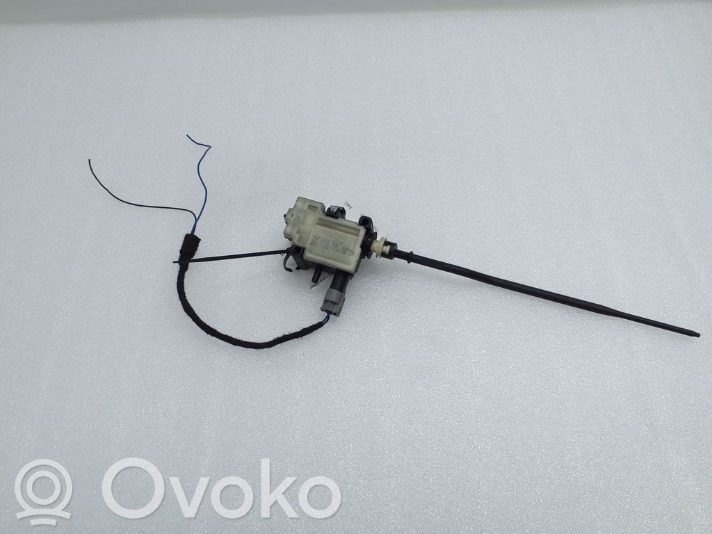 BMW 3 E90 E91 Fuel tank cap lock motor 