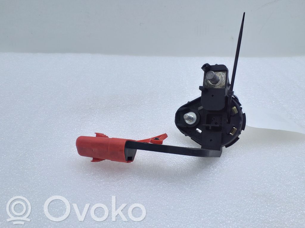 BMW 3 E90 E91 Positive cable (battery) 