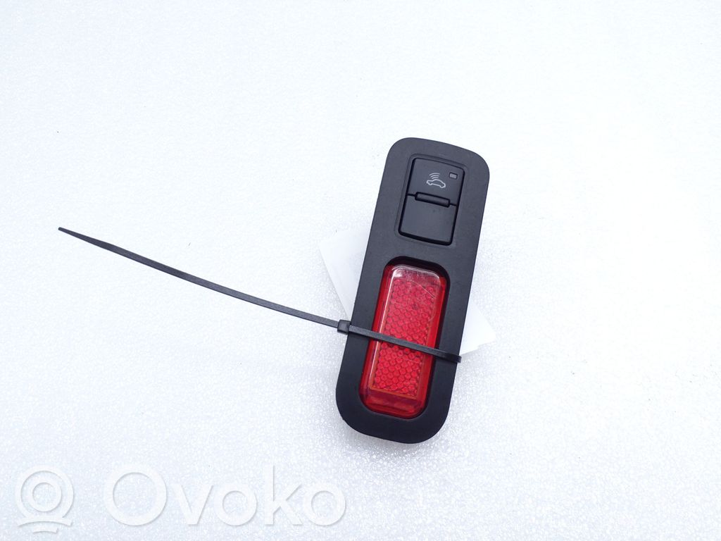 Audi A8 S8 D3 4E Alarm switch 